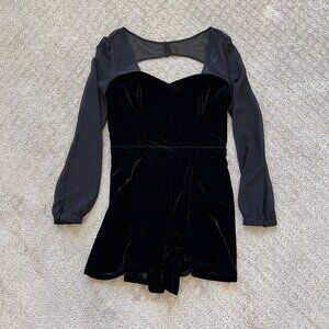 Topshop Romper Black Velvet Sheer Long Sleeves Sweetheart Neckline Size 6